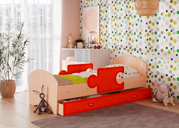 Кровать детская с бортиками и ящиком Мозайка, корпус Млечный дуб/фасад Оранжевый (ламели) в Черкесске