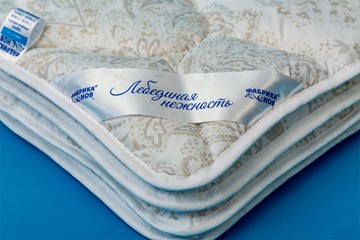 Одеяло всесезонное полутороспальное Лебединая нежность в Черкесске - предосмотр 1